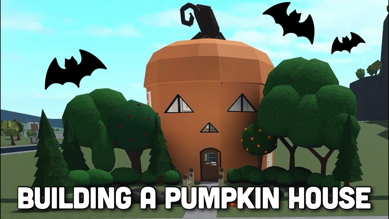 Building A PUMPKIN Shaped HOUSE In BLOXBURG... - YouTube
