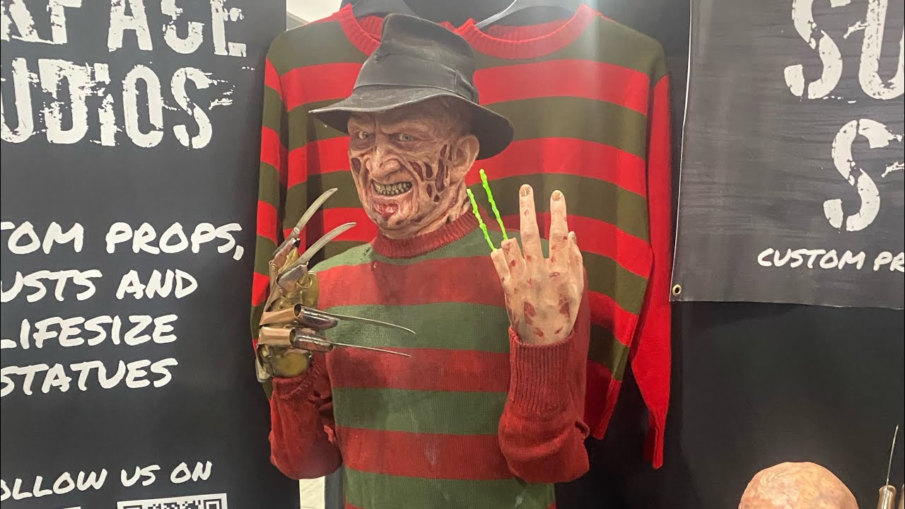 Meeting Robert Englund at  Horrified Uk Convention  Sunday Farnborough international 2025