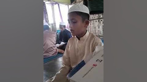 تلاوة الطالب بالمعهد العلمي بمخيمة اللاجئين الروهنجيين ببالوخالى كوكسبازار.تلاوة تؤثر فى القلوب