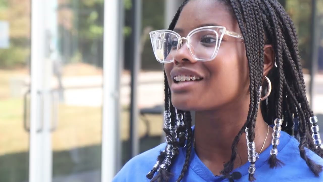 От учебных аудиторий до бригад по уходу: подготовка студентов Дарема к карьере в сфере здравоохра...