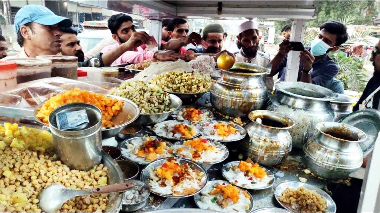 Roadside Massive Creamy FRUIT CHAAT | Super Fast Workers Making Special Fruit Chaat