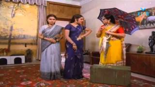 Mapallelo Gopaludu Movie - Emotional Scene
