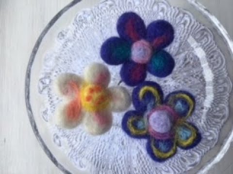 羊毛の花 の作り方 ニードル ブローチ 髪飾り How To Make Needle Felted Cookie Cutter Flower Wool 手仕事 513 Youtube