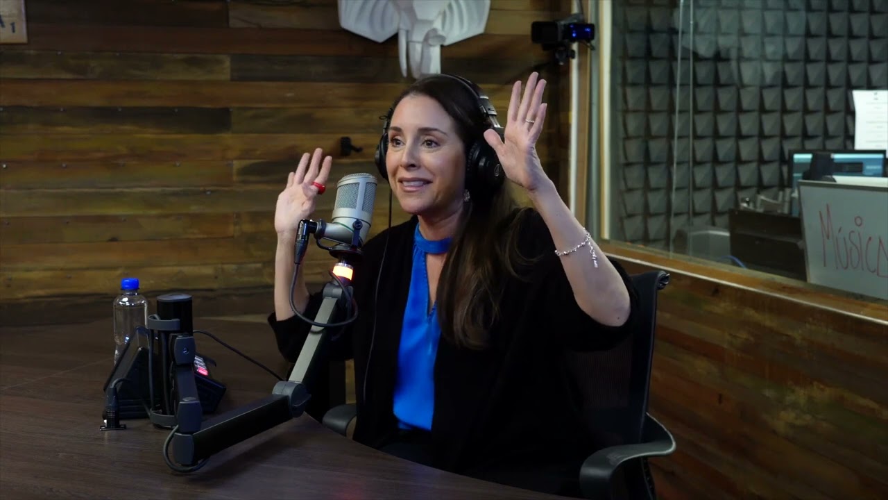 ¿Cómo besa Chayanne? 😅💋Karyme Lozano en La Caminera