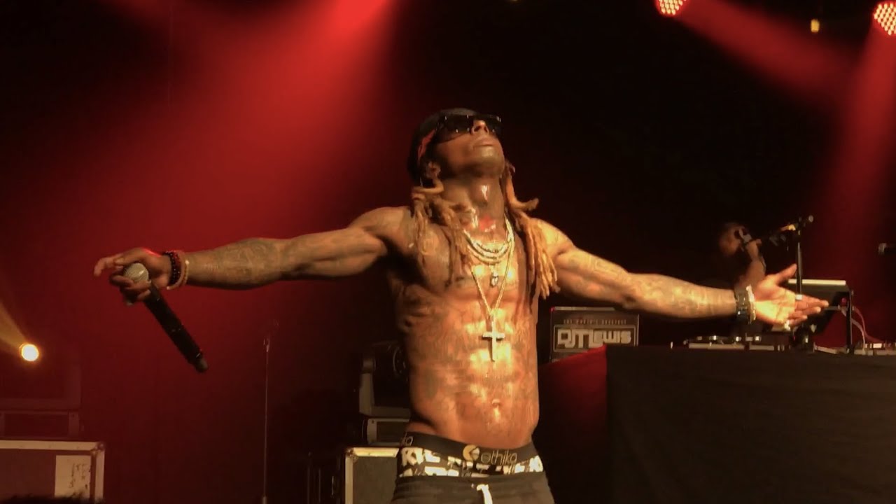 Lil Wayne - Love Me (Live from World Wide Weezy Tour 2017, Stuttgart, Germany)