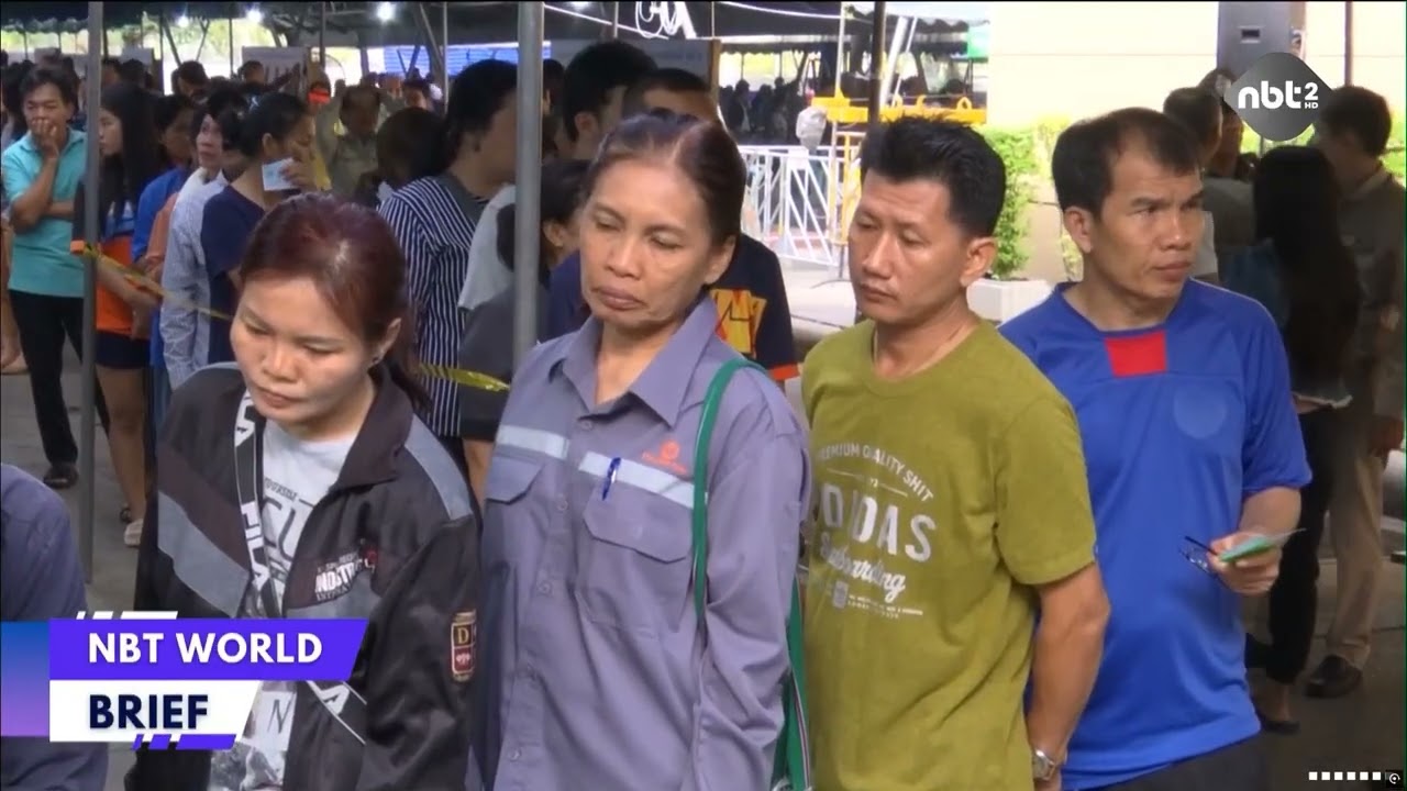 OVER 1.2M REGISTER FOR THAI ADVANCE VOTING