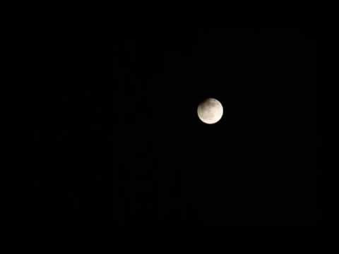 Timelapse: Partial lunar eclipse - 25.4.2013