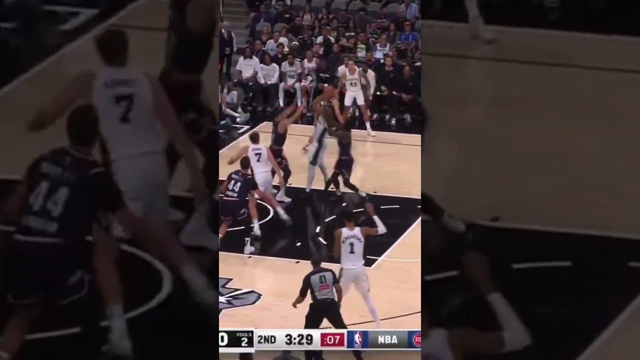 Victor Oladipo was 🔥🔥🔥 against  the Spurs