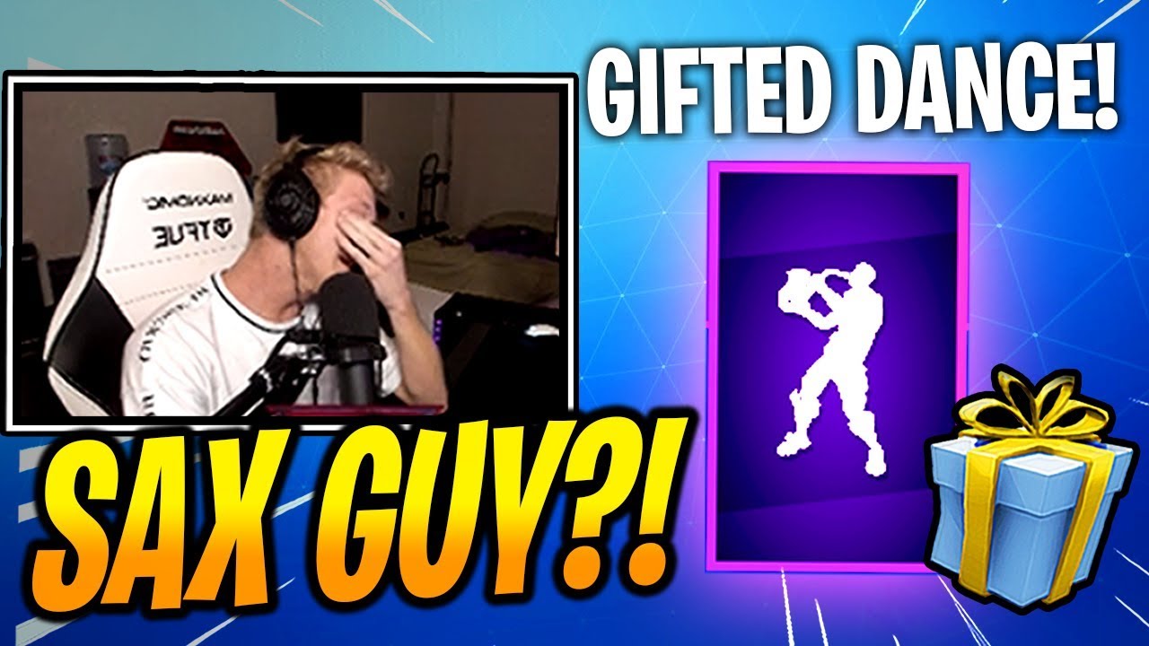TFUE Got *GIFTED* New "PHONE IT IN" Emote/Dance! - Fortnite Epic & Funny Moments