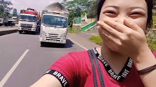 keasikan mbak anissa ladies truk saat nyodrek pagi hari..