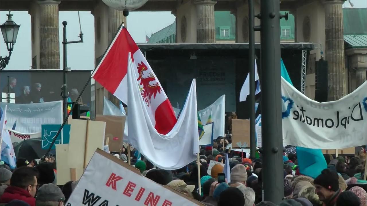 20230225 Manifest für den Frieden Friedensdemo Wagenknecht Schwarzer Vad Überblick YouTube 20230225 Manifest für den Frieden Friedensdemo Wagenknecht Schwarzer Vad Überblick YouTube