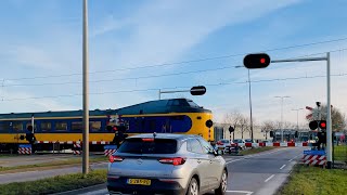 Spoorwegovergang Alphen Ad Rijn  Dutch Railroad Crossing