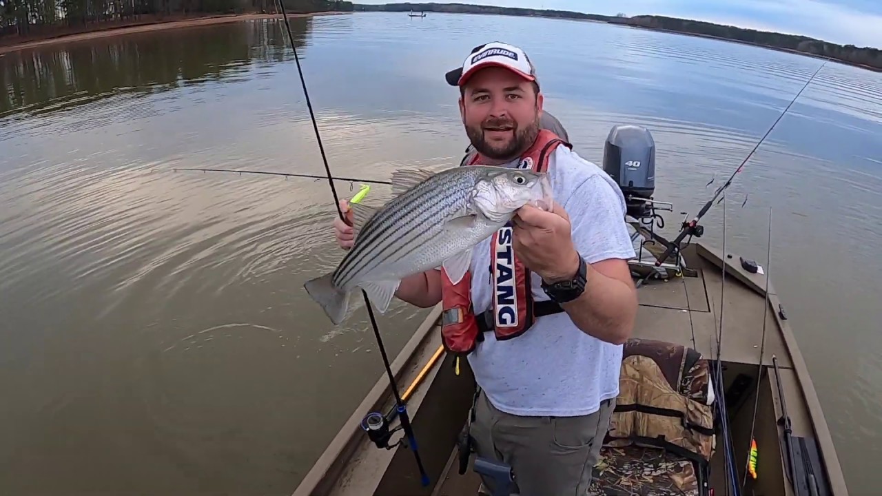 Fishing West Point In The Winter For Striper! 