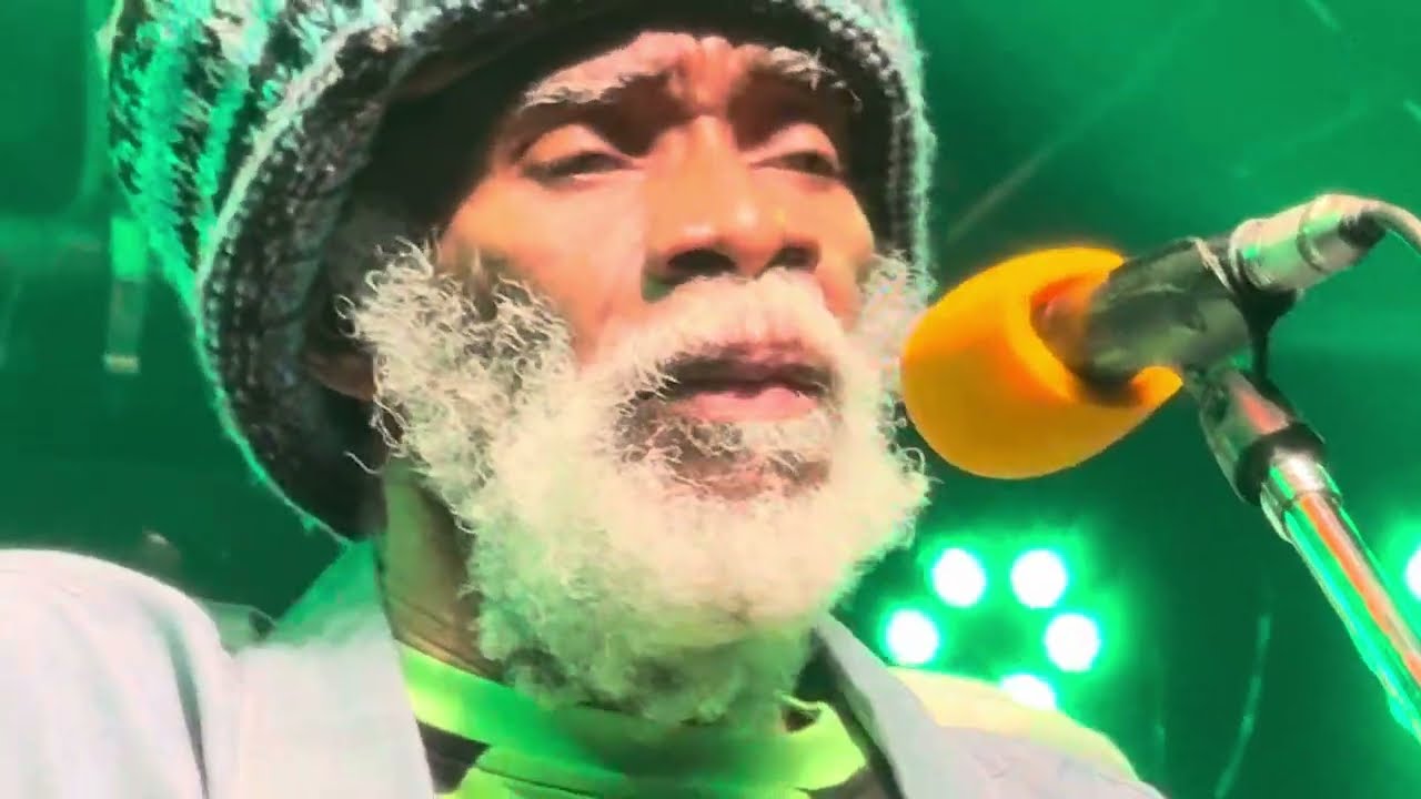 Israel Vibration & Roots Radics - Rock Fort Rock + Night Nurse + Get Up And Go. 15-03-2025 Groove