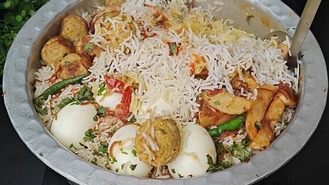 Delicious Kofta Biryani | Kachche Keemey wali Kofta Biryani