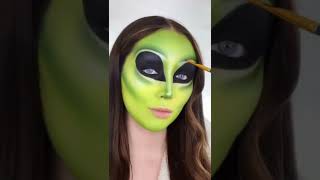 Alien getting glam 👽💚| Alien Makeup shorts #alienmakeup #alien #makeup #alientiktok #liner #shades