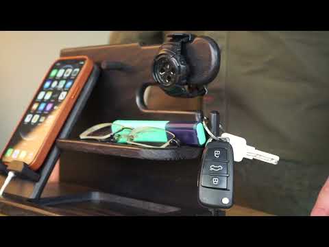 Модифікована настільна підставка органайзер для телефону Teslyar з дерева ясена (чорна), видео 3