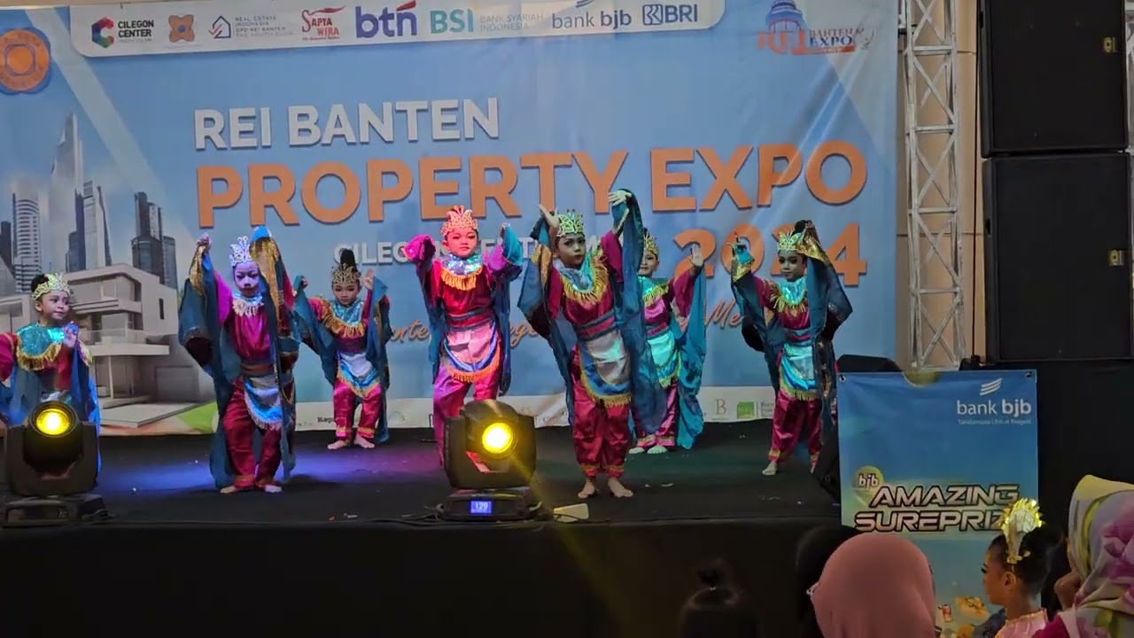 De Qilla Tari Kupu-kupu