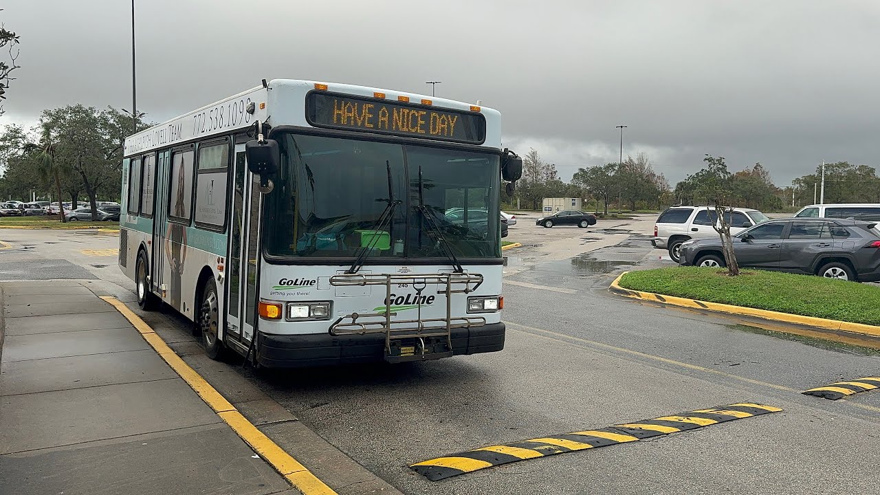 GoLine, Indian River Transit: 2016 30ft Gillig Low Floor #245 On Route ...