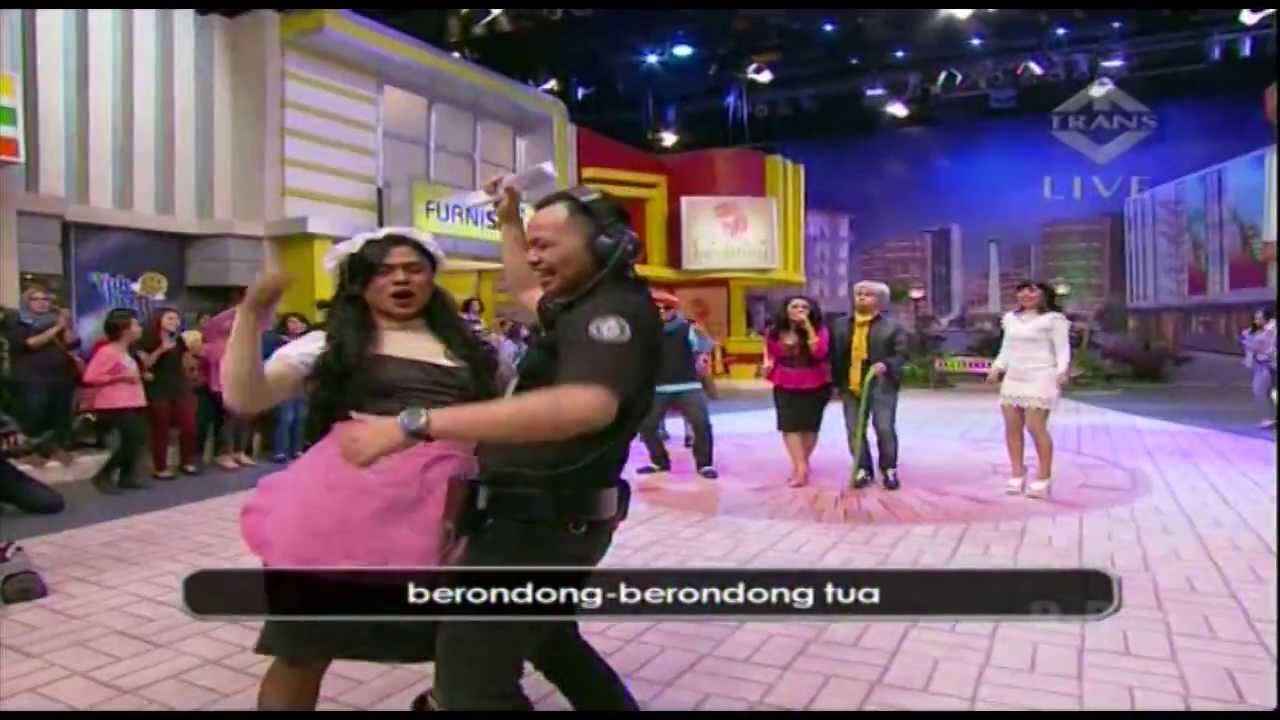 SITI BADRIAH Live At YuKeepSmile YKS (15-11-2013) Courtesy TRANS TV