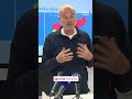 Veter odkrival strehe in podiral drevesa