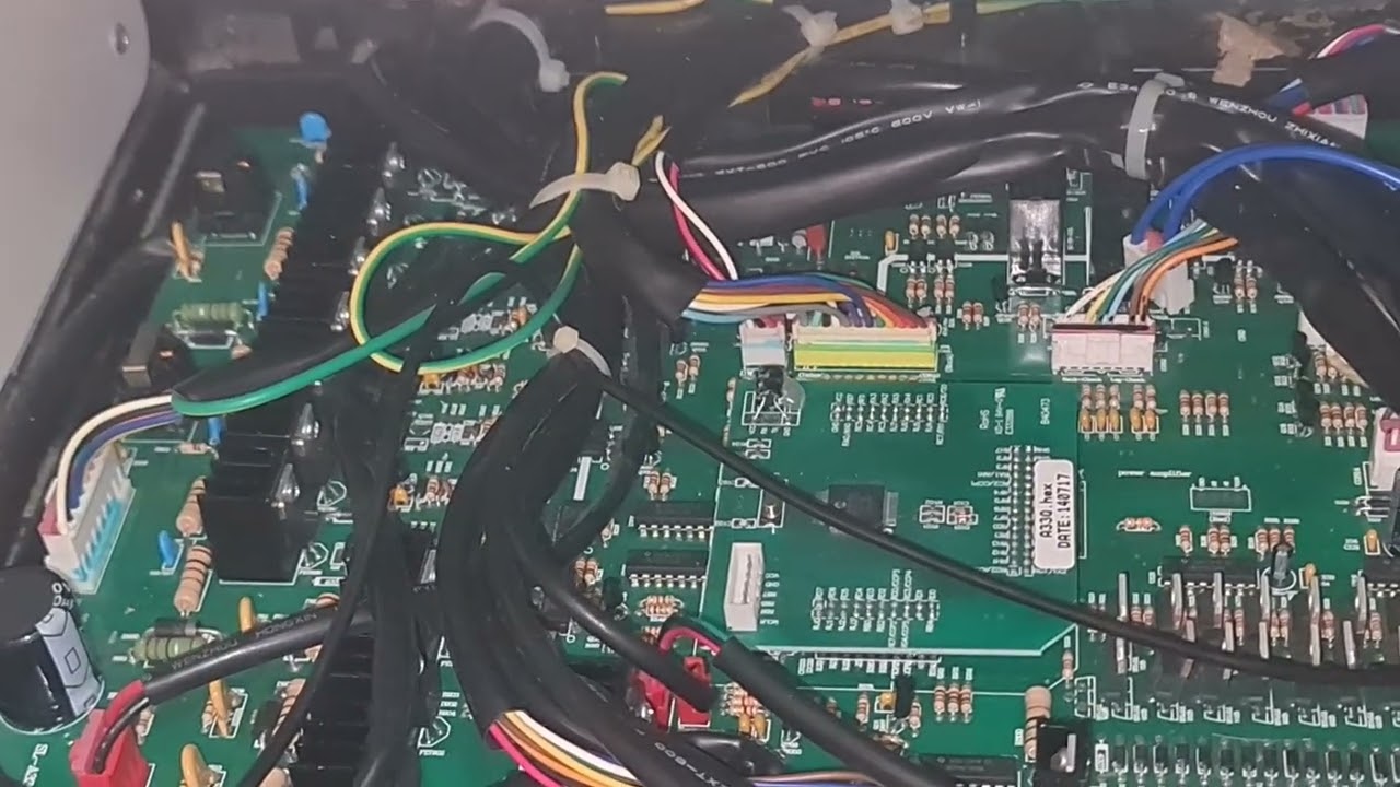 Reparații pe loc Plăci plăcute module electronice cu piese și scule din stoc dintr-o deplasare