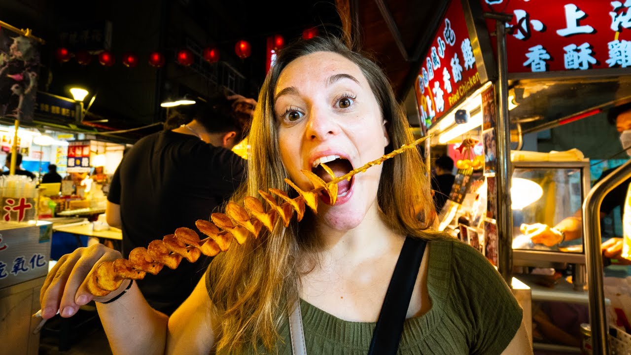 Taiwanese Street Food - TORNADO POTATO at Raohe Night Market!! AUTHENTIC Taipei Street Food | Luke Martin