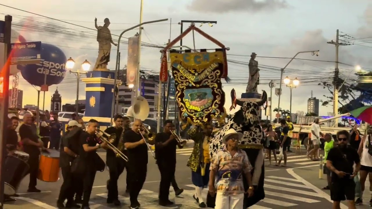 Reisado Imperial no Ciclo Carnavalesco do Recife 