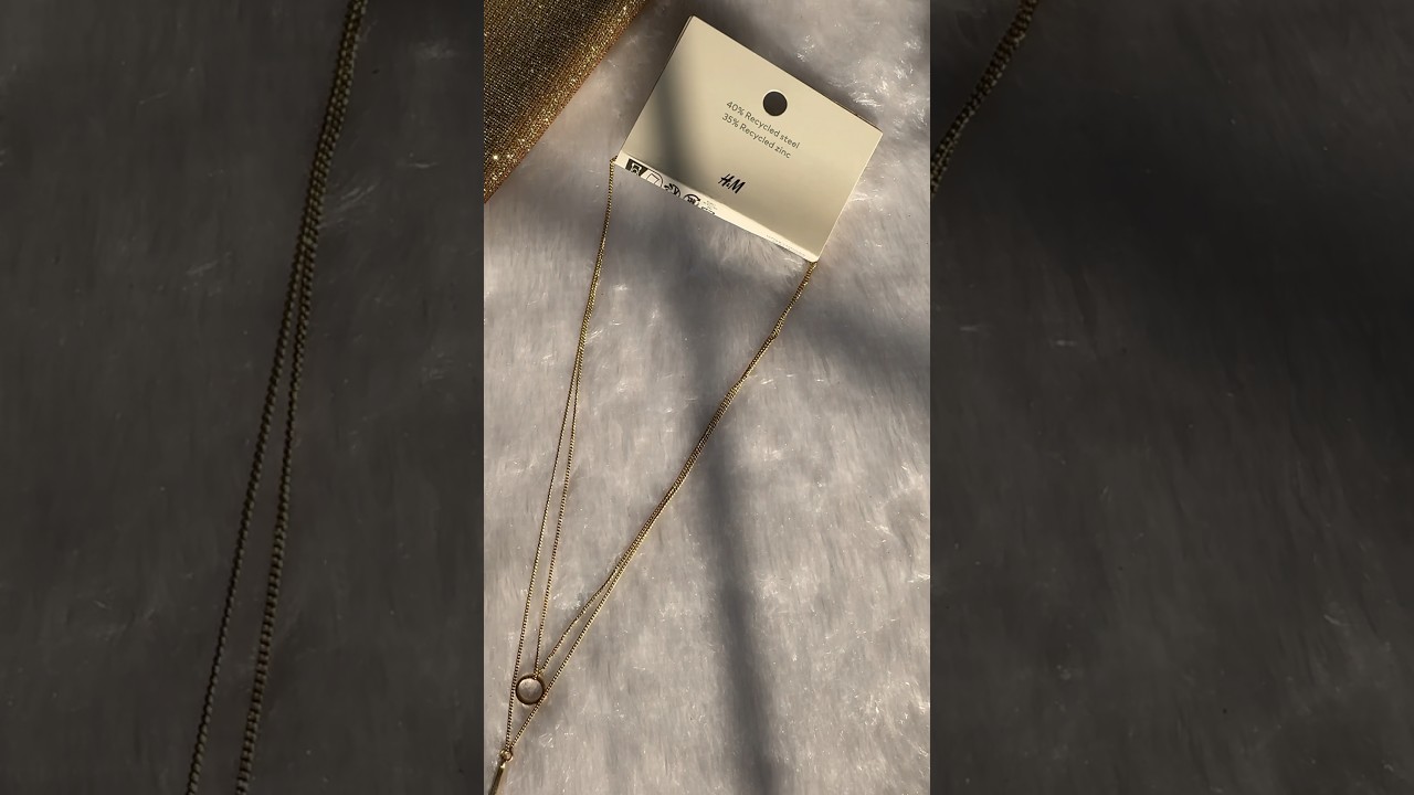 Minimalist charm meets everyday elegance. ✨💖 