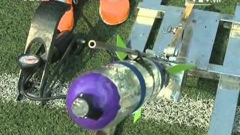 Cuộc thi bắn tên lửa nước