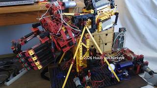 fischertechnik pneumatic "hand" episode 246: hand diagnostics, Python and tests (free version)