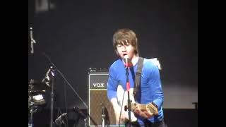 Arctic Monkeys Still Take you Home live 2006