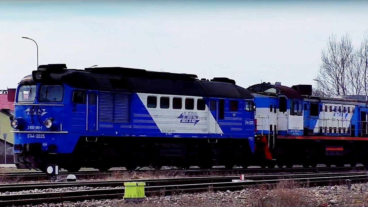 Krzyżowanie ST44-2035 i SM48-061 z ST44-2038 i ST44-2015 w Biłgoraju