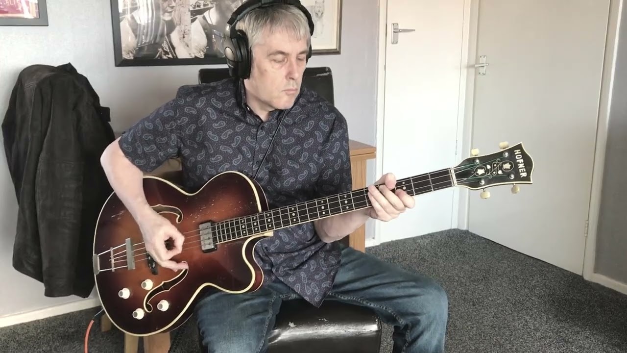 Booker T & The MG's - Time is Tight ( Bass Cover 150 )