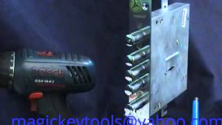 Вскрытие замка Border 4+4 методом самоимпрессии. Nr 8(Magic key Nr 8 for Border 4+4 lock., 2015-05-04T07:55:45.000Z)