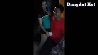 Download Ada yang tau nama penyanyi dangdut ini?. || 100% Erotis Dan HOT Banget Ada yang tau nama penyanyi dangdut ini?. || 100% Erotis Dan HOT Banget