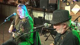 Jay and Tammy - Motor Boatin (LIVE! @ The Texas Music Cafe®)