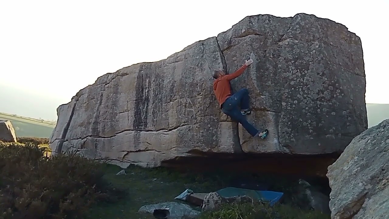 El Vertedero 6b, Resconorio Boulder