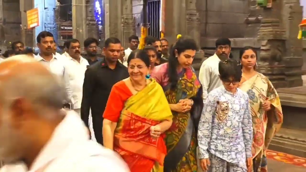  నారా లోకేష్ గారి సతీమణి #శ్రీమతి నారా బ్రాహ్మణి #శ్రీకాళహస్తి M. L. A సతీమణి శ్రీమతి రిషిత రెడ్డి 