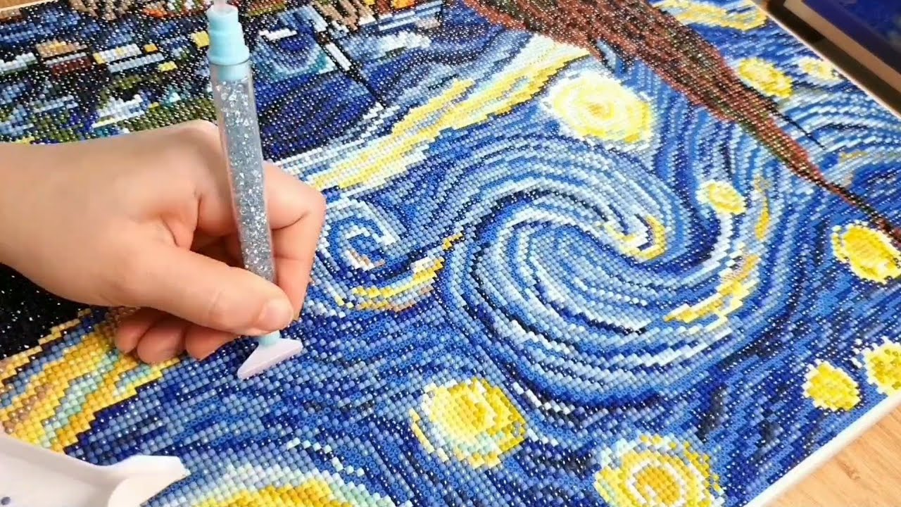보석십자수로 만든 고흐의 '별이 빛나는 밤' diamond painting ダイヤモンドアート YouTube
