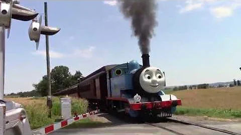 Thomas at Espenshade RailRoad Crossing