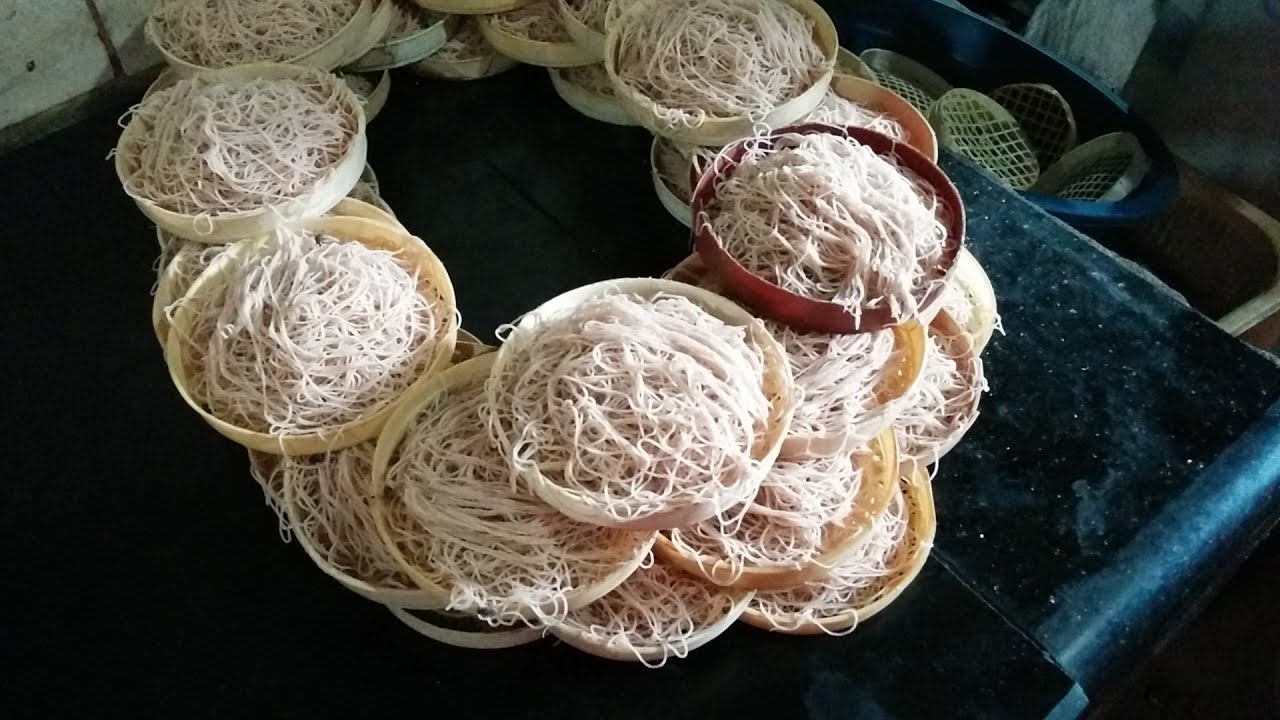 Préparation des «string hopper», Sri Lanka YouTube