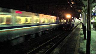 EMU700電聯車桃園通過