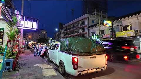 🇹🇭 [4K] Pattaya Klang Road massage shops, Third Road - Thailand 2025
