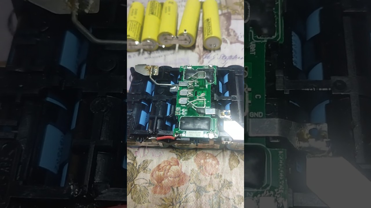 Батарея пылесоса Bosch 2,5Ah  перепаковка DMEG 25 P