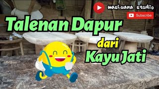 45SNG Melukis Diatas Lukisan Di Talenan Kayu Simple