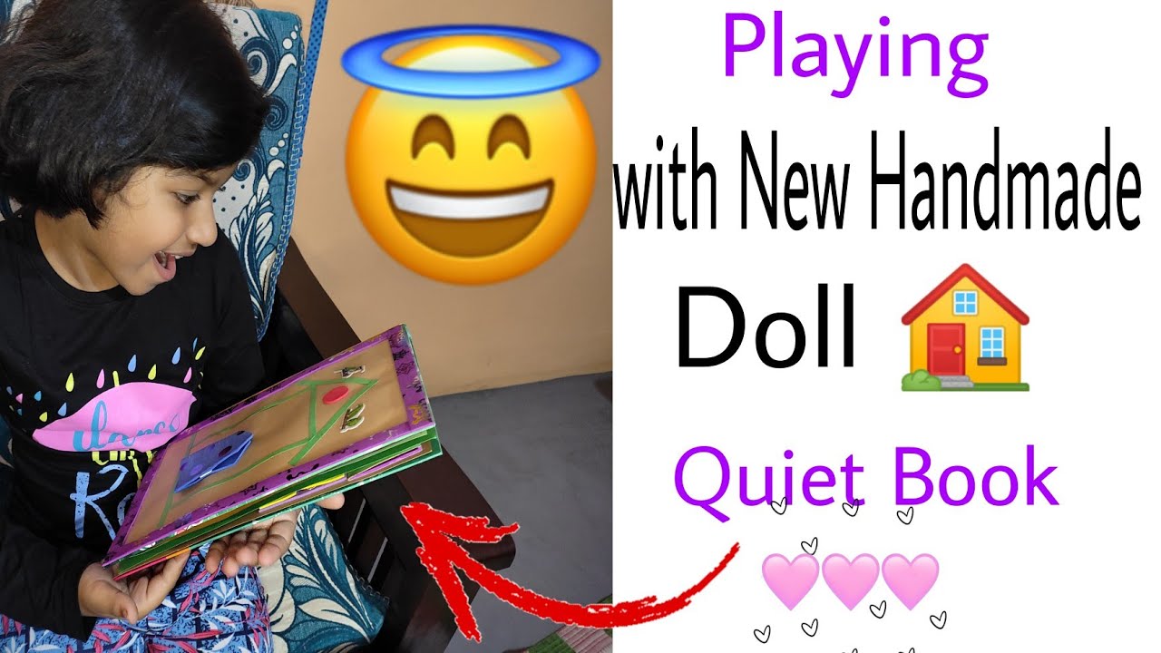 Playing with my handmade doll house quiet book/Quiet book/Felt book 