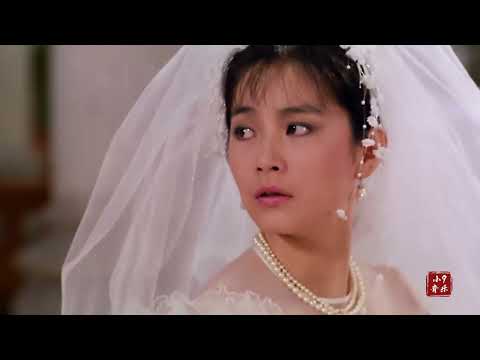 谭咏麟经典歌曲《水中花》，如倒影水中的鲜花，只可看看未能摘去