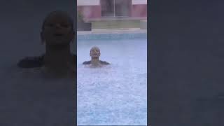 Big Brother Brasil. Banho De Chuva Dos Emparedados