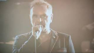 Video voorbeeld van "Morrissey Live at Maida Vale 2 October 2017 - All the Young People Must Fall in Love"